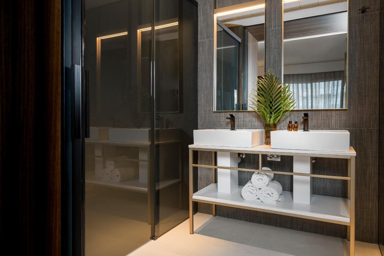 We Me Suite Hotel Riccione Zewnętrze zdjęcie