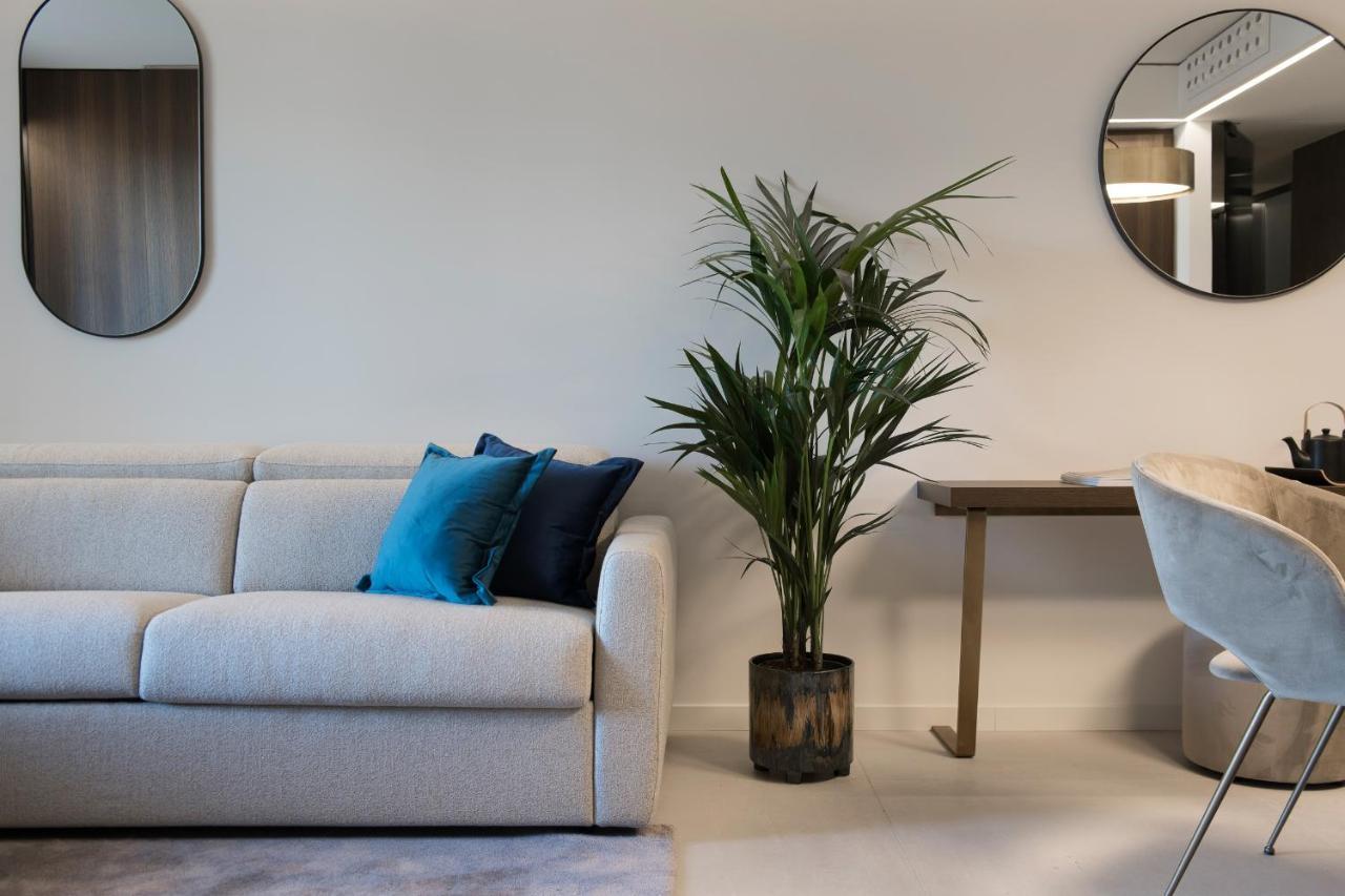 We Me Suite Hotel Riccione Zewnętrze zdjęcie