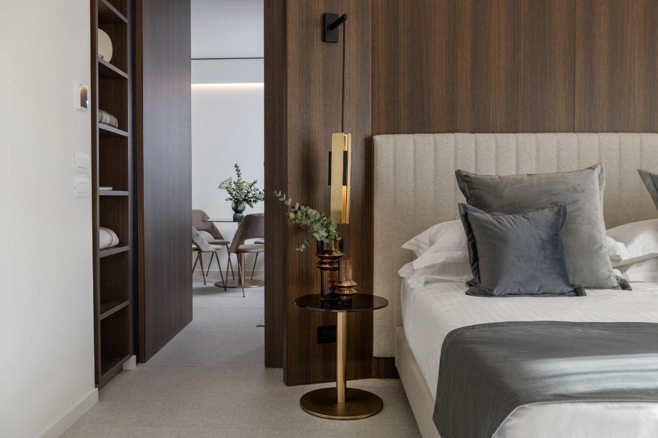 We Me Suite Hotel Riccione Zewnętrze zdjęcie