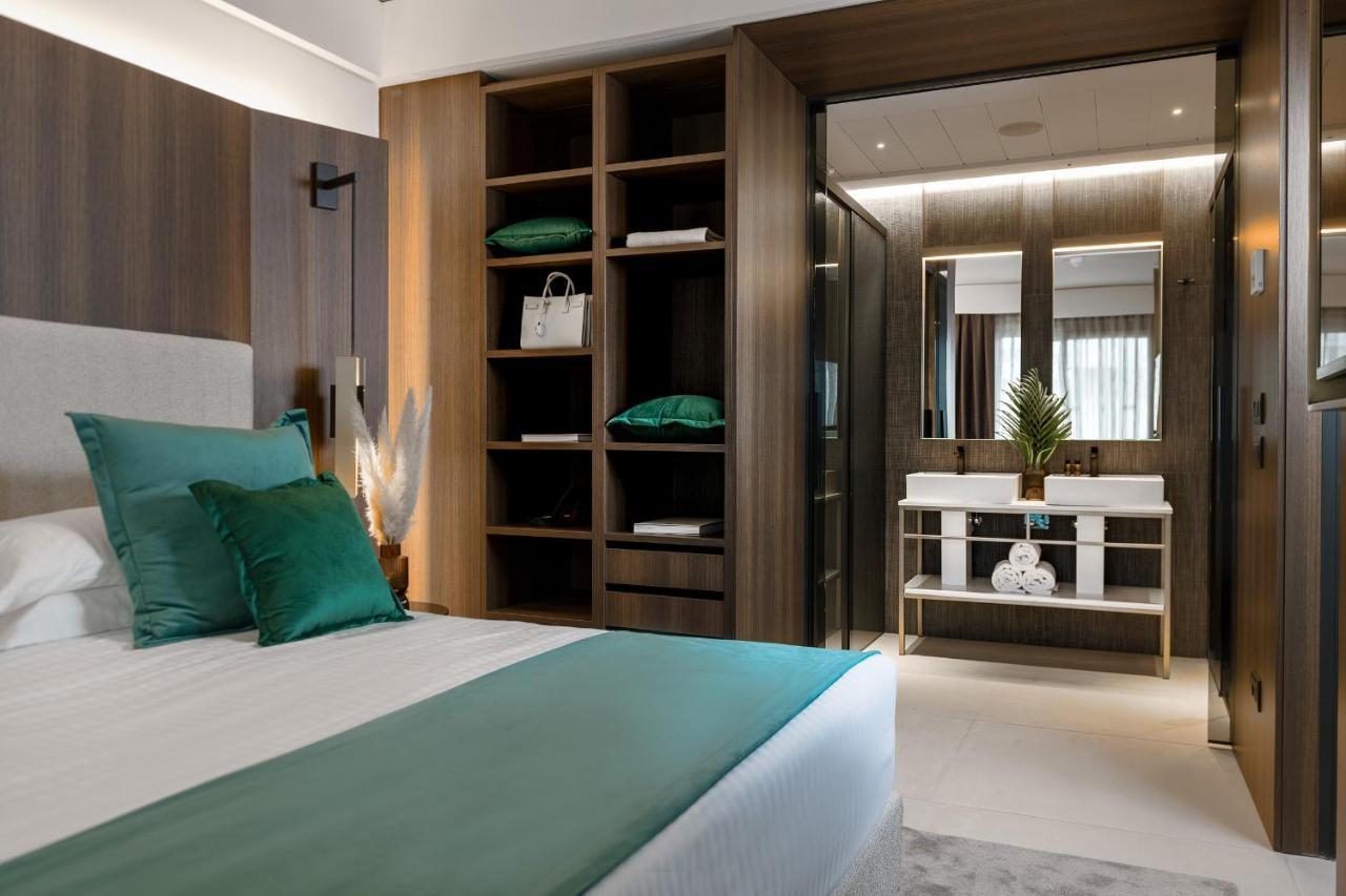 We Me Suite Hotel Riccione Zewnętrze zdjęcie