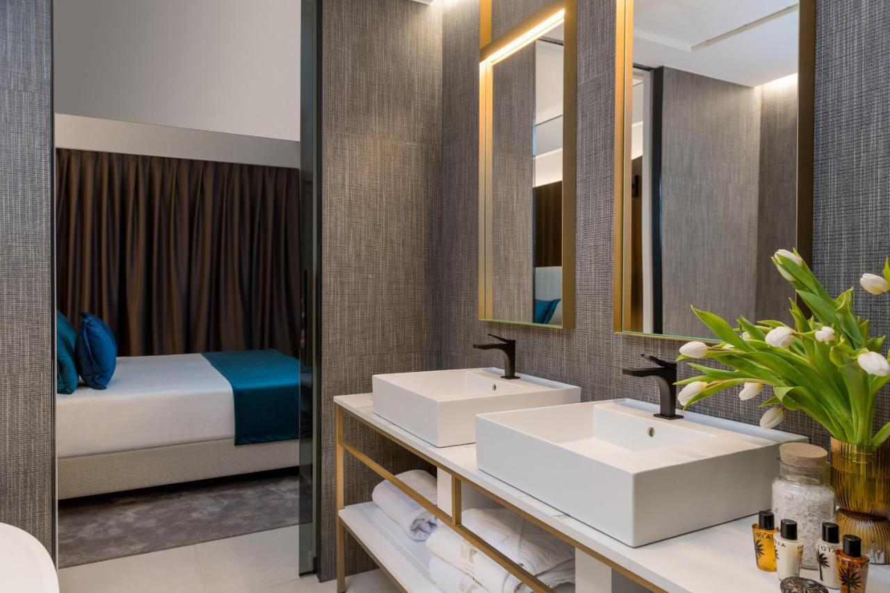 We Me Suite Hotel Riccione Zewnętrze zdjęcie