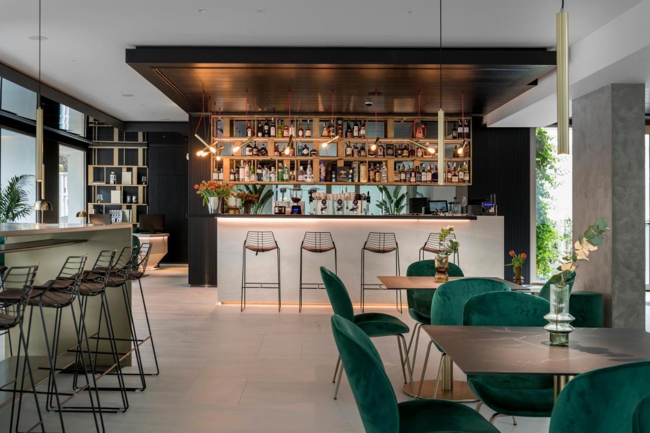 We Me Suite Hotel Riccione Zewnętrze zdjęcie